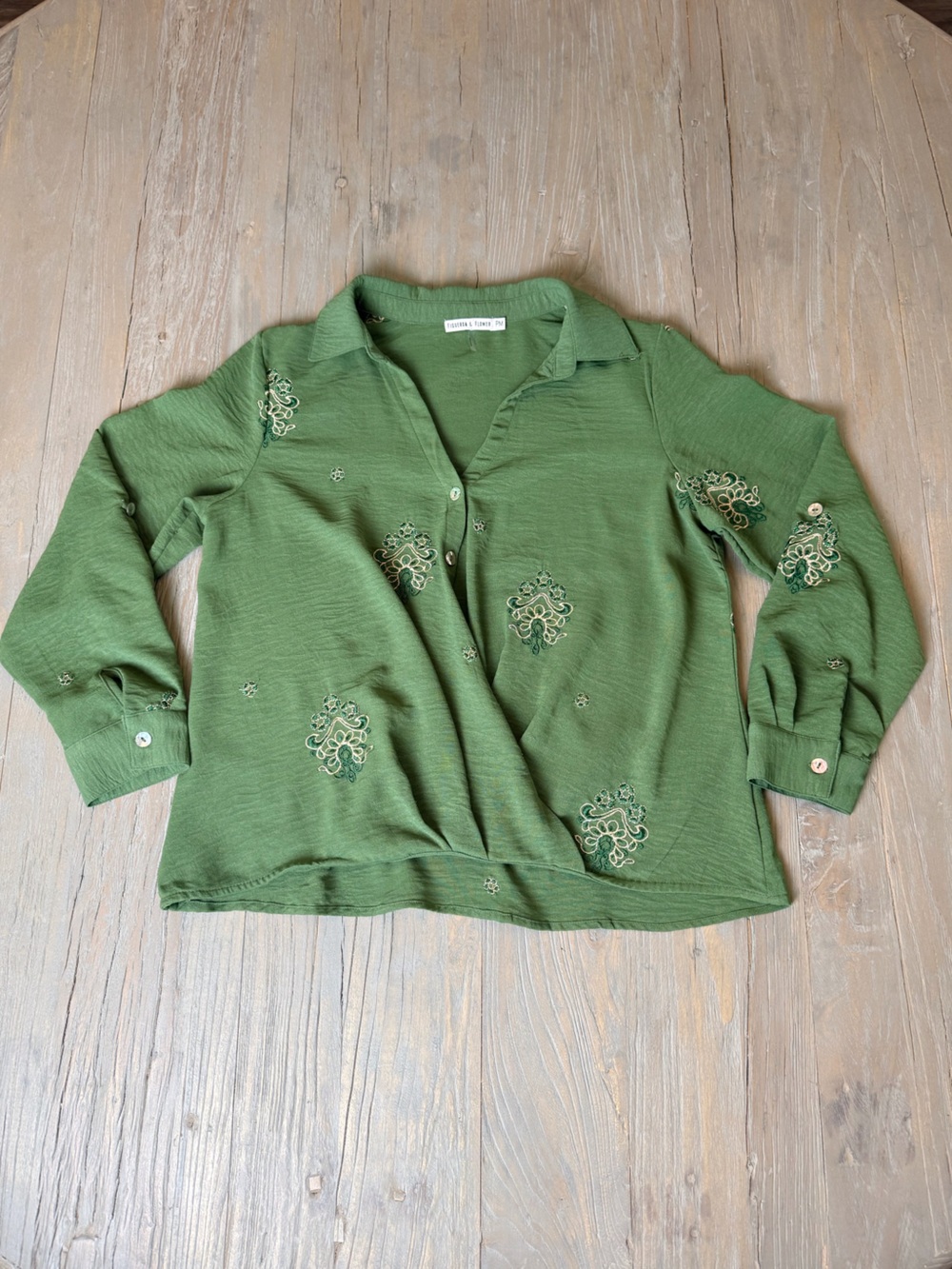 Figueroa & Flower Women’s Green W/Gold Embroidery Collared Blouse Size-MP EUC